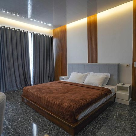 Azana Essence Villa Tabitha Lombok Bumbang Esterno foto