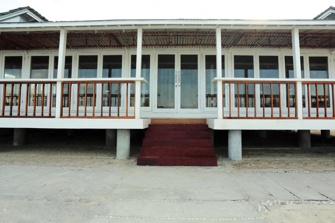 Azana Essence Villa Tabitha Lombok Bumbang Esterno foto