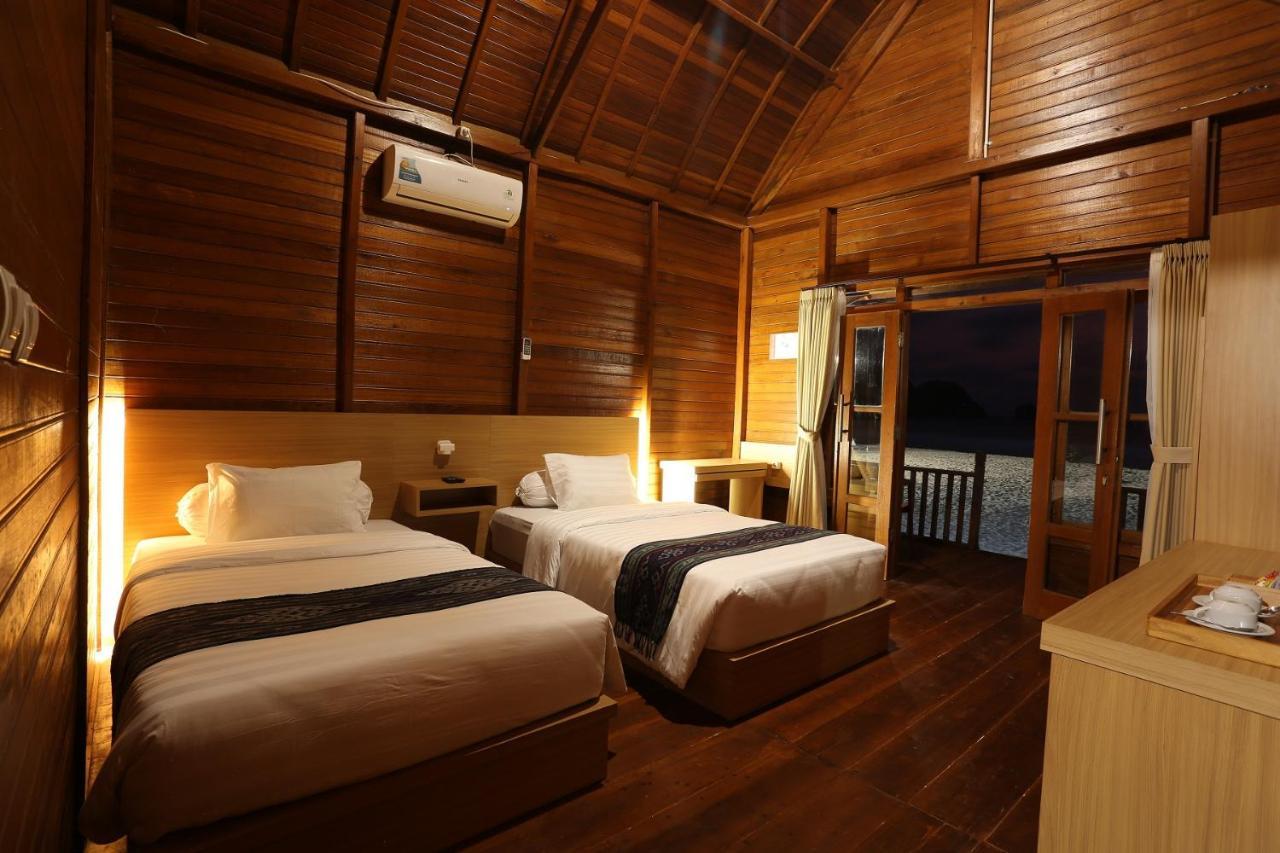 Azana Essence Villa Tabitha Lombok Bumbang Esterno foto