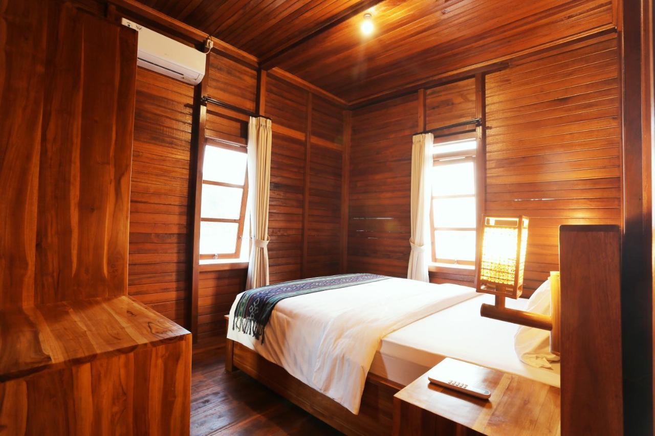 Azana Essence Villa Tabitha Lombok Bumbang Esterno foto